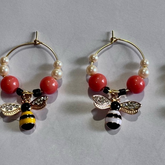 Glass Wine Charms, Bee themes Wine Charms, Glass Tags,Housewarming gift 4 charms - Picture 2 of 7